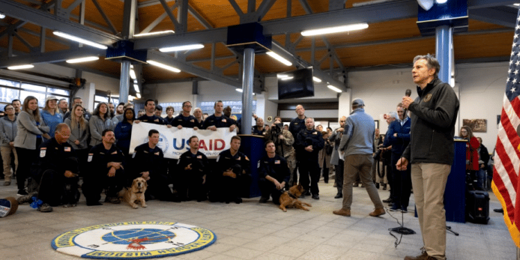 EEUU promete 100 millones más de ayuda por los terremotos en Turquía y Siria