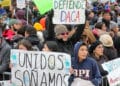 Se cuestiona la legalidad del programa DACA, por parte de los republicanos, quienes piden su eliminación.