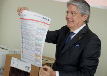 Elecciones Ecuador: Lasso admite la derrota