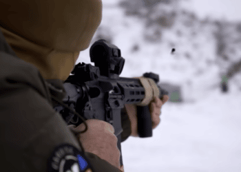 Ucrania afirma haber repelido un ataque aéreo sobre Bajmut