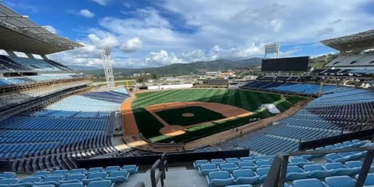 Construcción de estadios de La Rinconada y La Guaira para la Serie del Caribe superaron los $ 400 millones