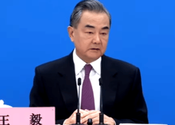 China denuncia reacción histérica de EEUU por derribo de globo espía