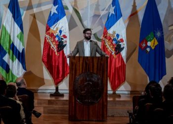 Chile retoma el cambio de su constitución amparada en el consenso