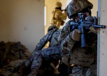 Países europeos se apuran en aumentar el stock de municiones de Ucrania