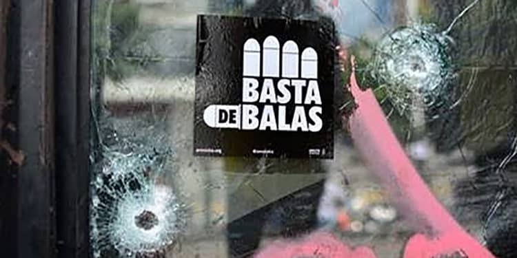 Casi 49 mil personas murieron a causa de la violencia armada en los EEUU en 2021.