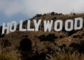 Con la IA como protagonista en las negociaciones: Hollywood se prepara para huelga de guionistas