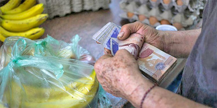 La nueva remuneración resulta totalmente insuficiente, para cubrir las necesidades básicas de la población que la recibe.