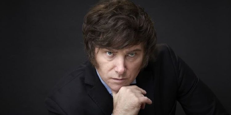 ¿Javier Milei capitalizará el desorden y la incertidumbre de la política argentina?