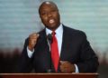 ¿Quién es Tim Scott? El senador que aspira ser el primer candidato afroamericano del Partido Republicano