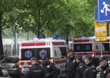 Un adolescente mató a ocho estudiantes y a un guardia en Serbia