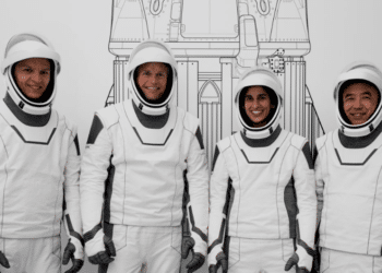 NASA: Astronautas de cuatro agencias distintas integran la tripulación del Crew-7 de la EEI