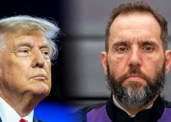 Donald Trump ganaría un tiempo valioso, si la petición del fiscal especial, Jack Smith, de posponer el juicio se concede.