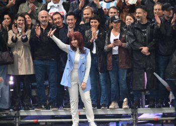 Argentina: todos los políticos tienen mala imagen entre los potenciales votantes