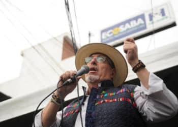 Bernardo Arévalo lidera la intención al voto en elecciones de Guatemala, según encuesta