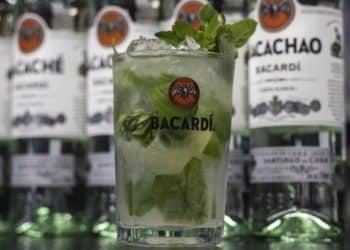 Barcadí, el ron que según Ucrania patrocina la guerra de Rusia