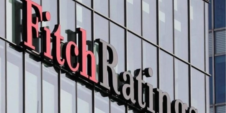 Fitch rebaja la calificación de la deuda en EE.UU y aumenta riesgo crediticio global