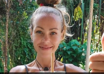 Influencer que promovía vida vegana muere de inanición