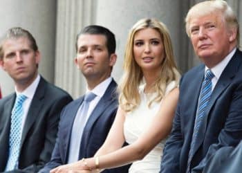 Juez declara responsables de fraude a Donald Trump y a su emporio familiar