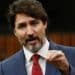En medio de presiones, Trudeau elimina impuestos y pide regular precios de alimentos