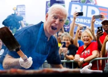 ¿Con una barbacoa? Así agasajó Joe Biden a su personal, mientras Israel entraba en guerra