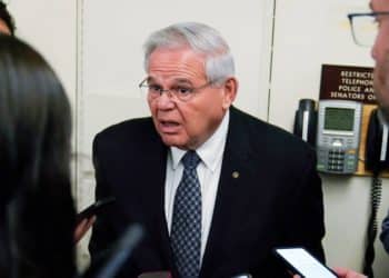 Bob Menéndez regresó a la corte: senador conoció cargos por su aparente actuación como agente extranjero