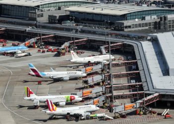 Cierran el aeropuerto de Hamburgo por una amenaza de atentado contra un avión procedente de Irán