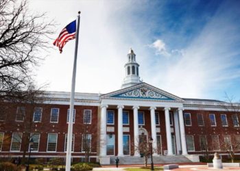 Polémica en Harvard: Benefactores sentencian a la universidad por su apoyo al terrorismo de Hamás
