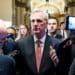Kevin McCarthy, primer presidente de la Cámara de Representantes en ser destituido tras una histórica votación
