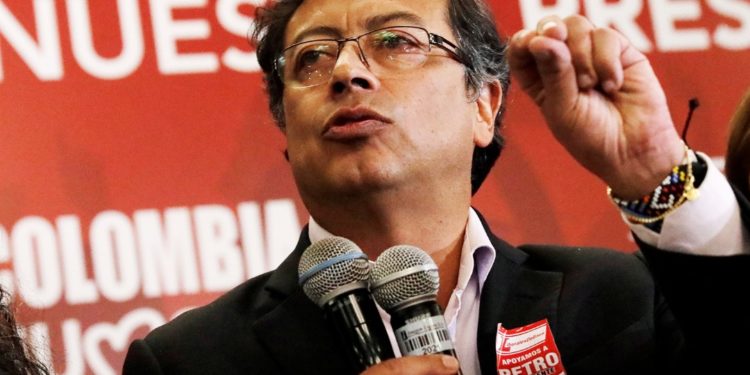 ¿Democratización o un salto al socialismo? Petro quiere abolir la estratificación en Colombia