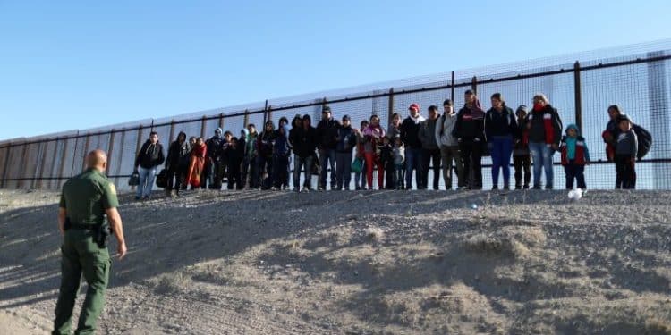 Tras ataque a Israel, republicanos advierten sobre el terrorismo en EE.UU. debido a política migratoria de Biden