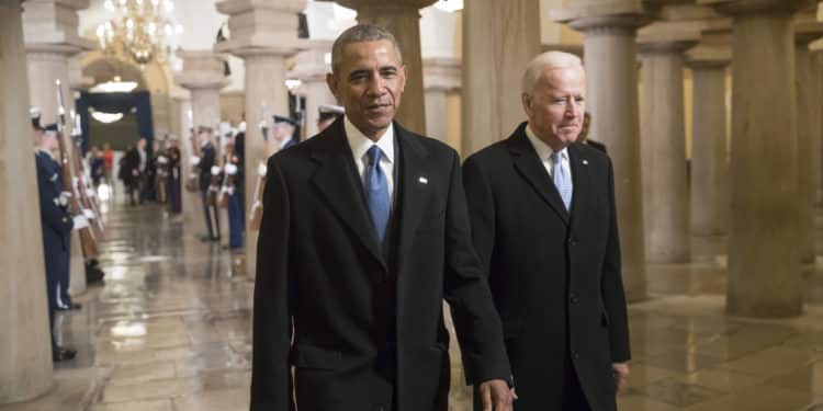 Obama asesora a puerta cerrada a la Casa Blanca sobre estrategia de IA y pone en duda la transparencia