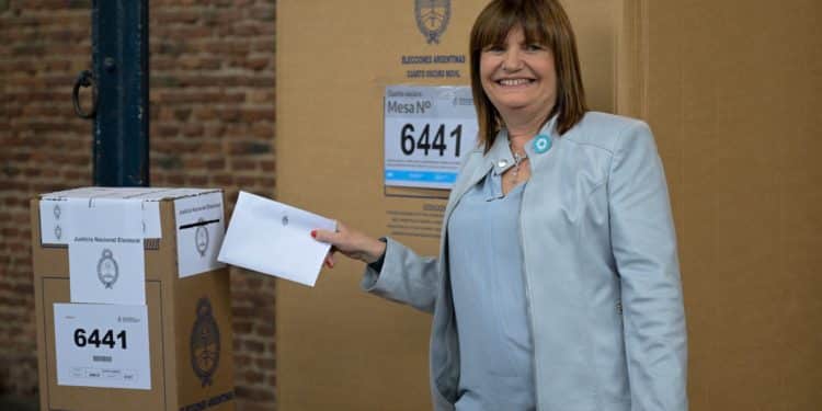 Patricia Bullrich pide esperanza y cambio en el balotaje entre Massa y Milei