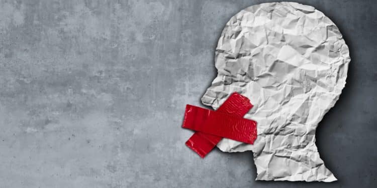 ¿Censura en Estados Unidos? Periodistas revelan “mega fábrica” que contrarresta información y construye verdades alternativas