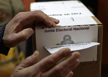 Elecciones Presidenciales en Argentina: Milei vs Massa en segunda vuelta