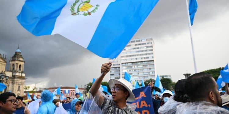 El Tribunal Electoral inhabilita al partido del presidente electo de Guatemala