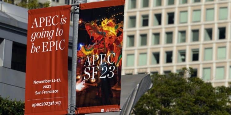 Gobernador de California y alcalde de San Francisco “embellecen” la ciudad, con miras a la cumbre de líderes del APEC