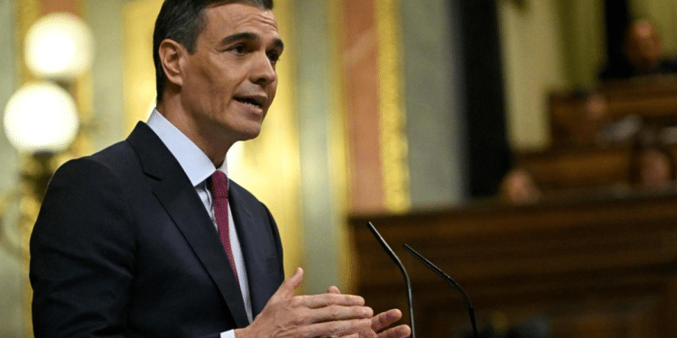 Pedro Sánchez, de nuevo, pide extender su mandato ante el Parlamento español
