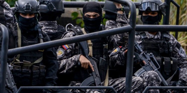 Venezuela: Detienen a opositor por criticar a Maduro y a sus aliados en redes sociales