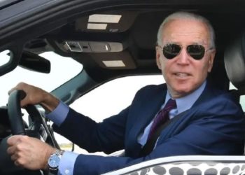 Adiós a la energía verde de Biden: Nadie quiere comprar autos eléctricos en EE.UU