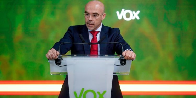 Vox a Sánchez en la Eurocámara: "No puedes caminar por la calle por miedo al pueblo"