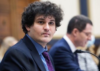 Fiscalía de EE.UU. retira 5 cargos que había añadido contra Sam Bankman- Fried, fundador de FTX