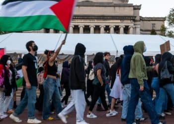 Estudio reveló que estudiantes universitarios en EE.UU respaldan cantos palestinos sin saber de qué se tratan