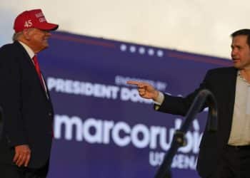 Marco Rubio abandona a DeSantis y apoya a Trump en su carrera presidencial
