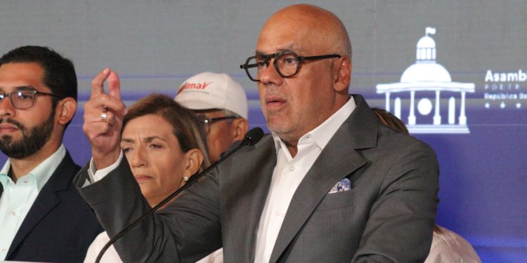 Venezuela amenaza que responderá con severidad si EE.UU aplica nuevas sanciones