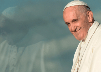Papa Francisco advierte sobre los peligros "perversos" de la Inteligencia Artificial