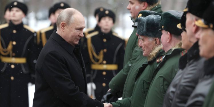 Rusia se estaría preparando para una guerra contra la OTAN a largo plazo