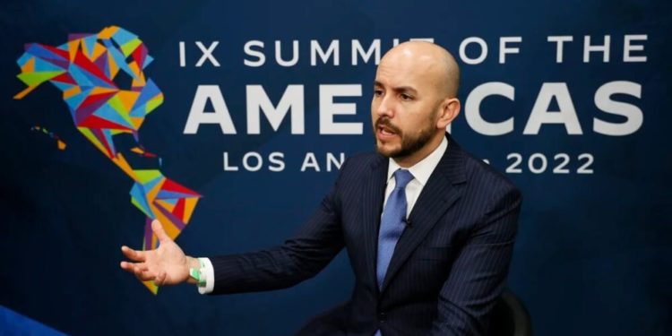 Juan González, principal asesor de Biden para Latinoamérica abandonará su cargo