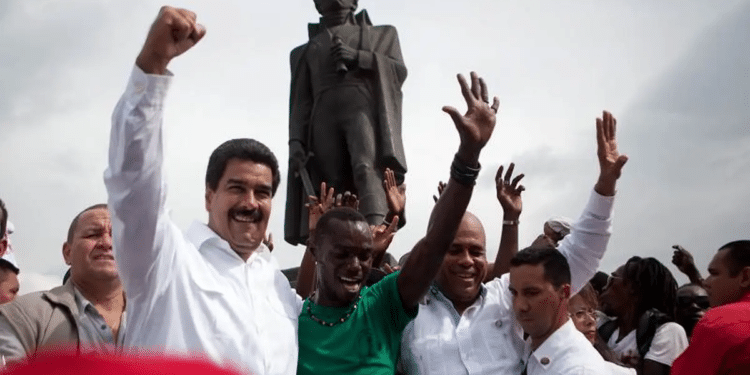 Venezuela reclama deuda petrolera de hace décadas que alguna vez canjeó por frijoles