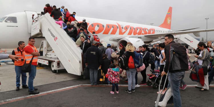 Venezuela y México suscriben un acuerdo para el retorno voluntario de migrantes a Caracas
