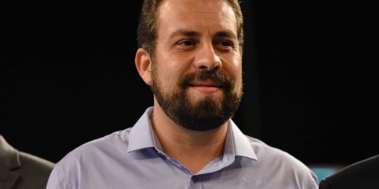 Guilherme Boulos, el político que desea ser el nuevo líder de la izquierda brasileña